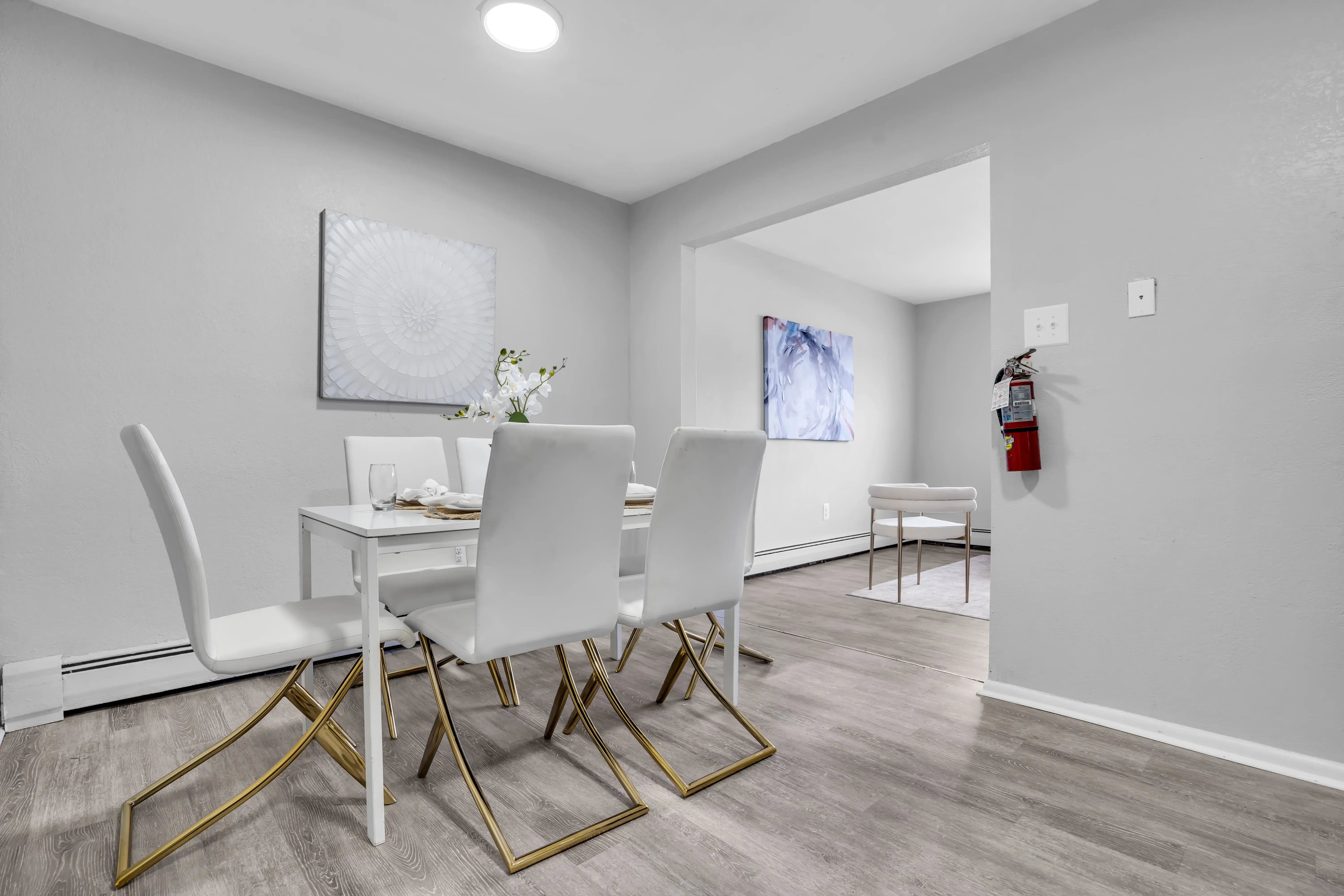 Town Bank Manor Apartments — photo 7
